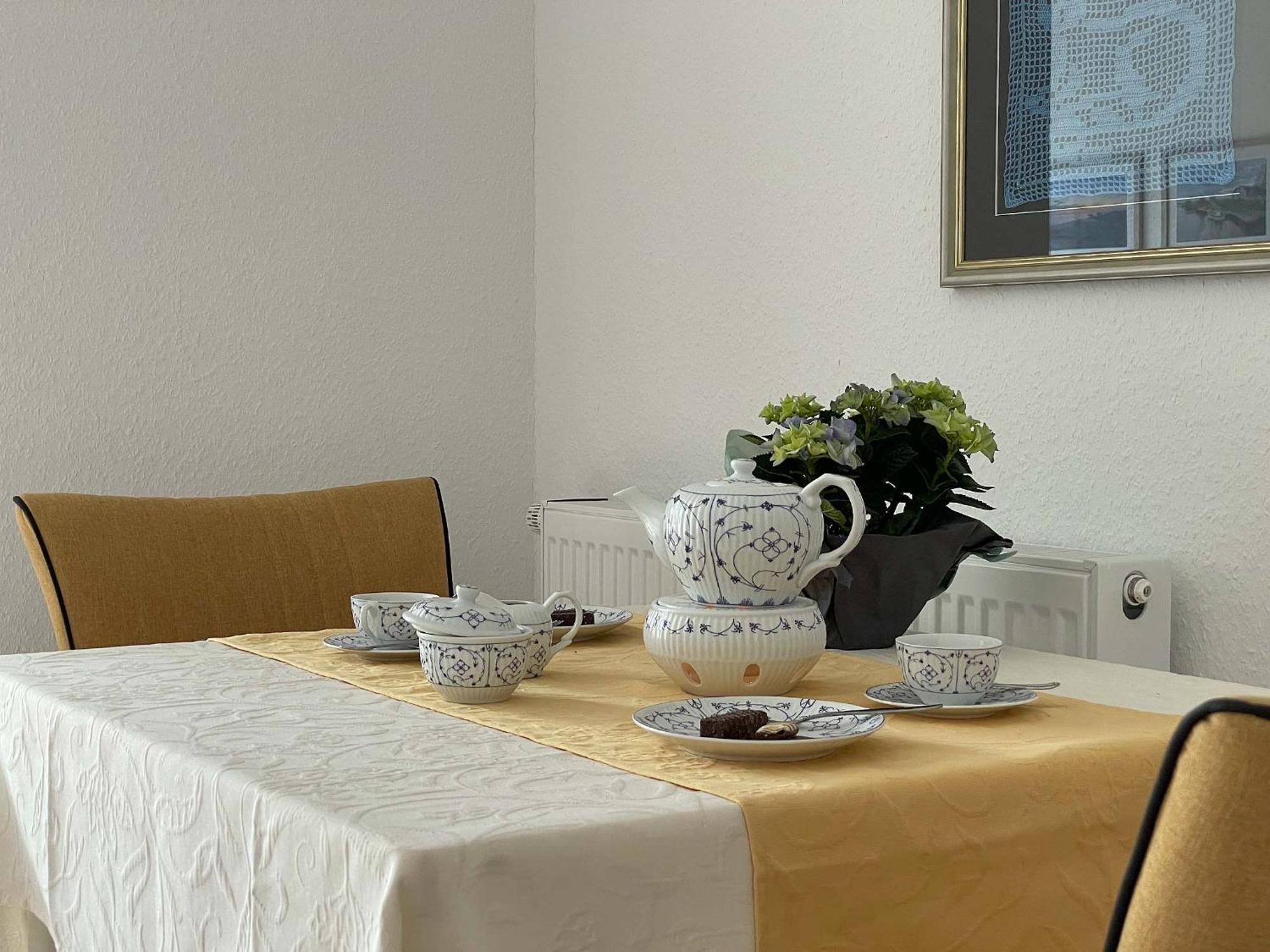 Marions Apartments Greetsiel Esterno foto