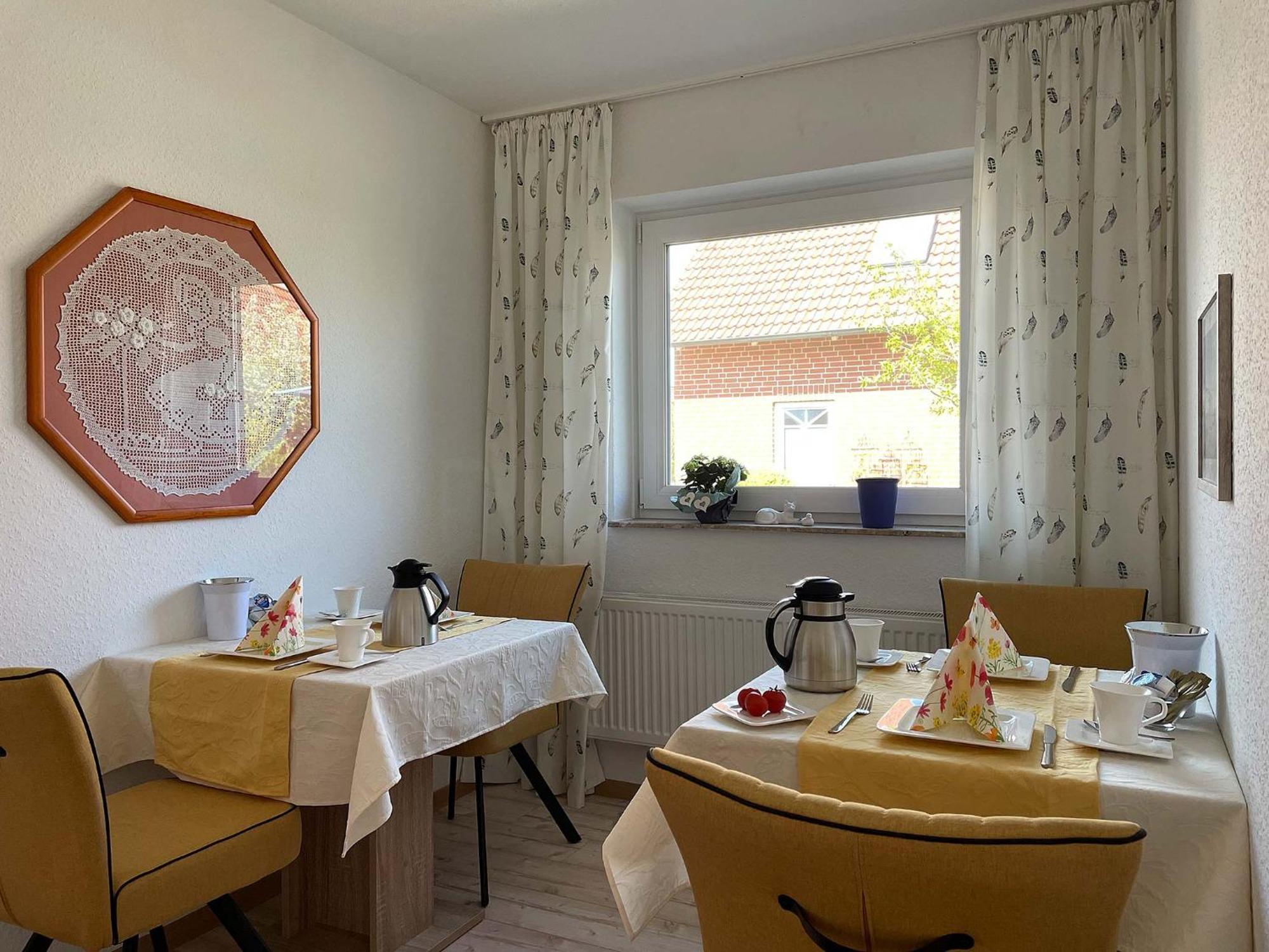Marions Apartments Greetsiel Esterno foto